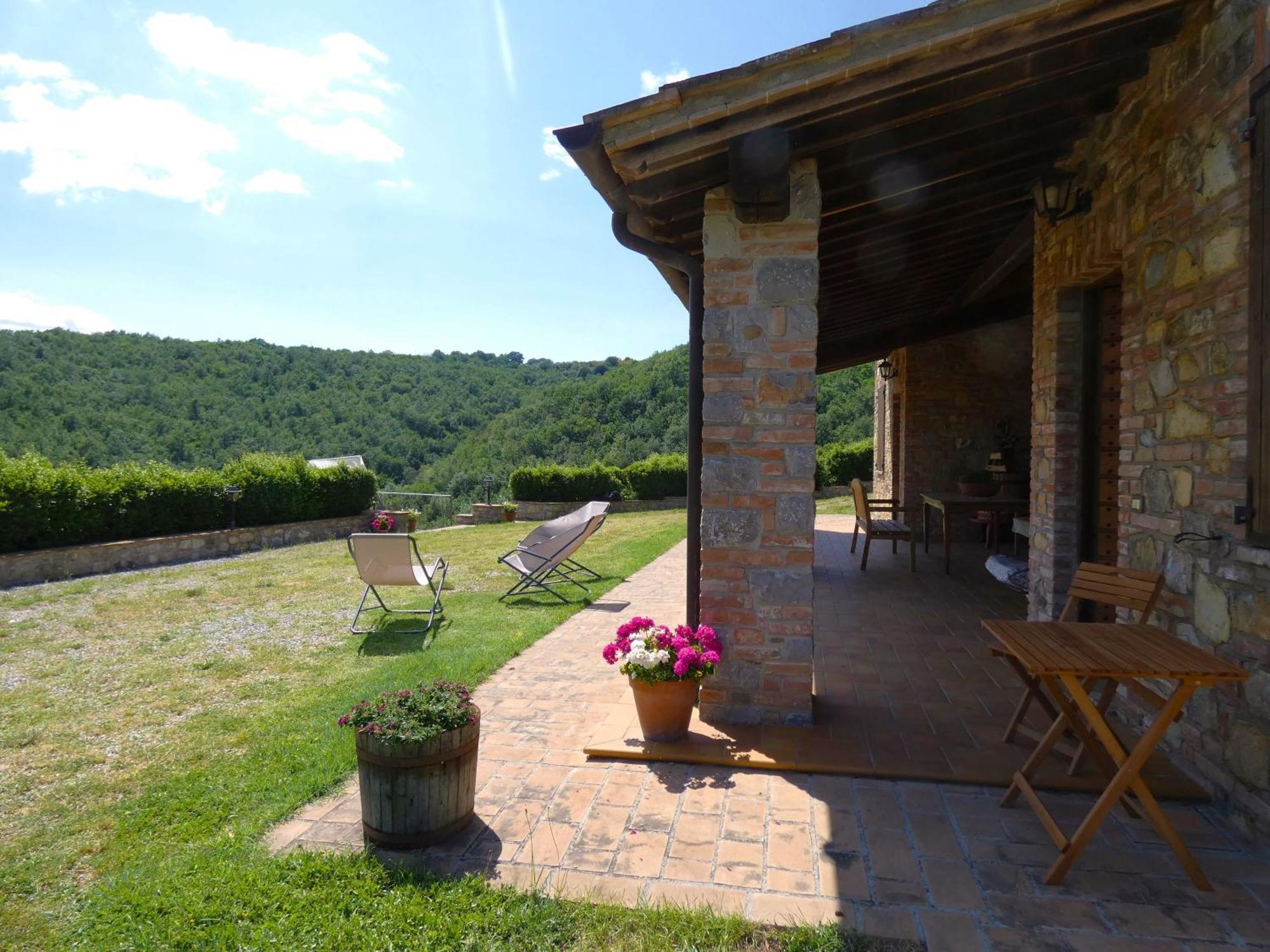 Scappo In Umbria, La Vallata Parrano Esterno foto
